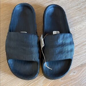 NEW Black Slide Sandals ADILETTE 22